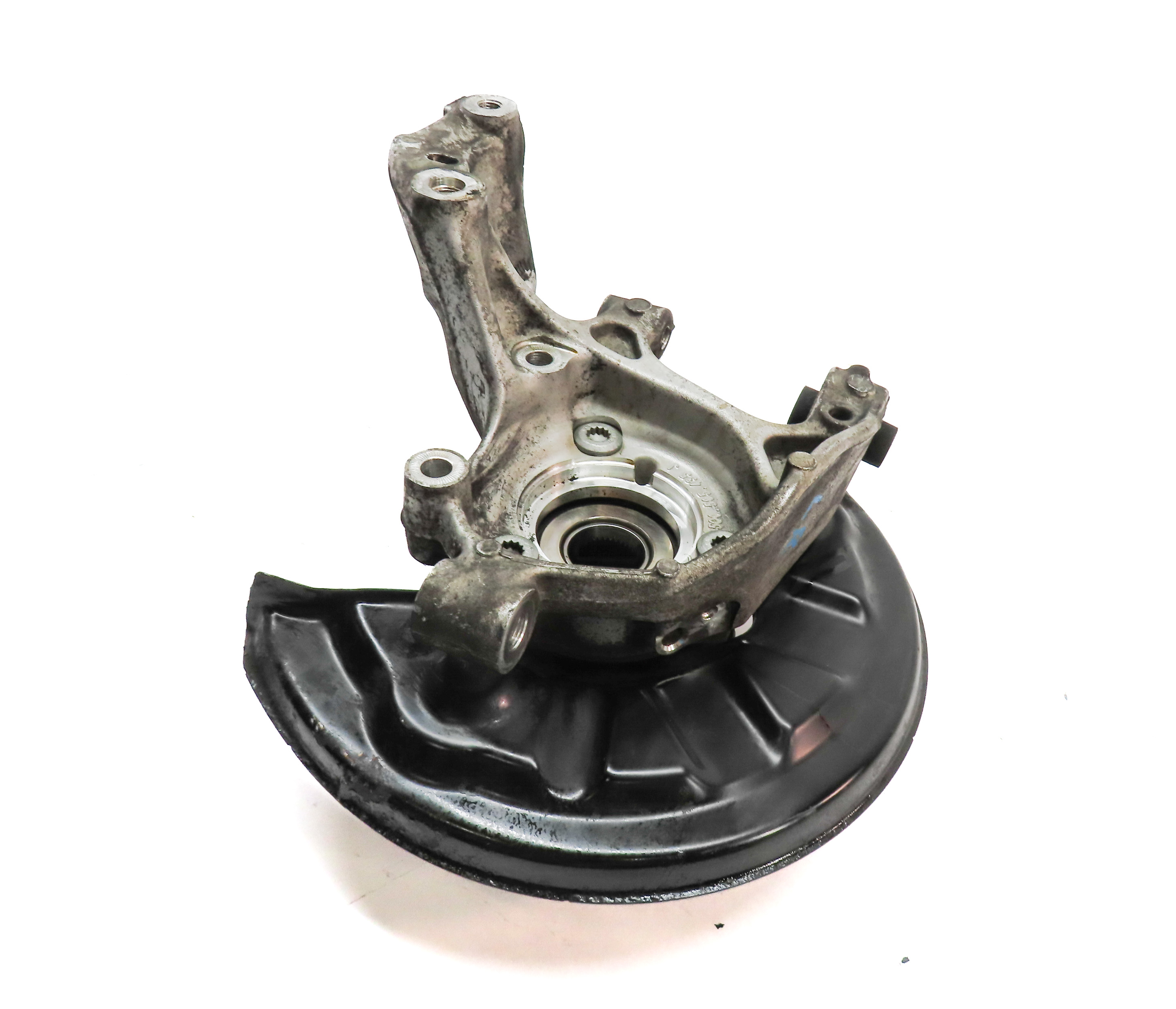 15-19 VW GOLF / AUDI A3 S3 RS3 (8V) AWD LEFT REAR SPINDLE KNUCKLE WHEEL HUB — exact item pictured